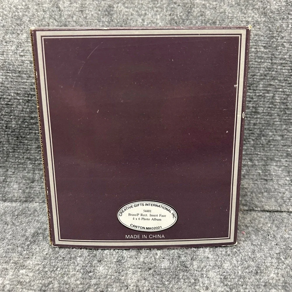 Sheridan Brass Gold Tone 4x6 Photo Album Velvet Bound Picture Frame Front 54401